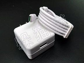 給手機買個保險！充電器防偽那些事